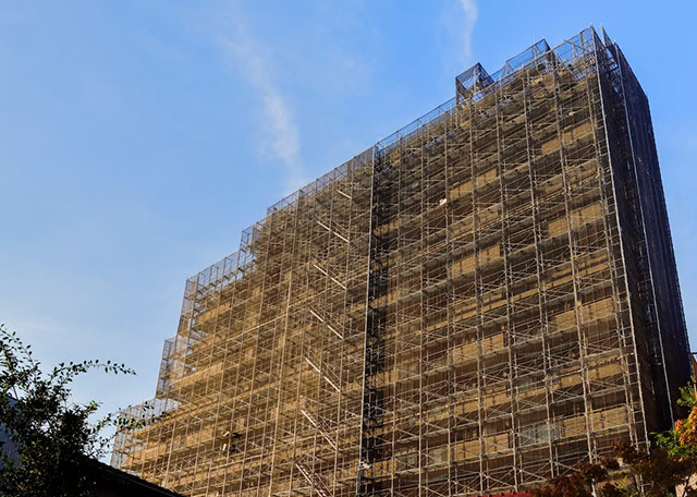 マンション修繕の足場